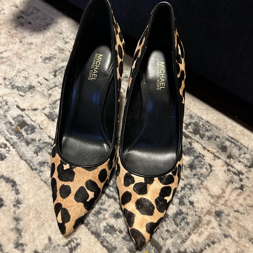 Michael Kors Calf Hair Black and Tan Leopard Heels